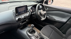 Nissan Juke 1.0 DiG-T 114 N-Connecta 5dr Petrol Hatchback